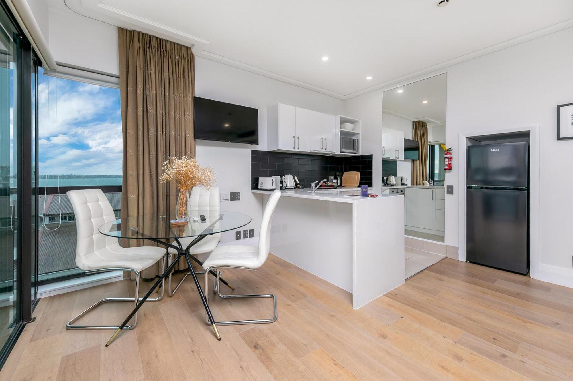 Exquisite Sun Soaked Corner Apartment Όκλαντ Εξωτερικό φωτογραφία